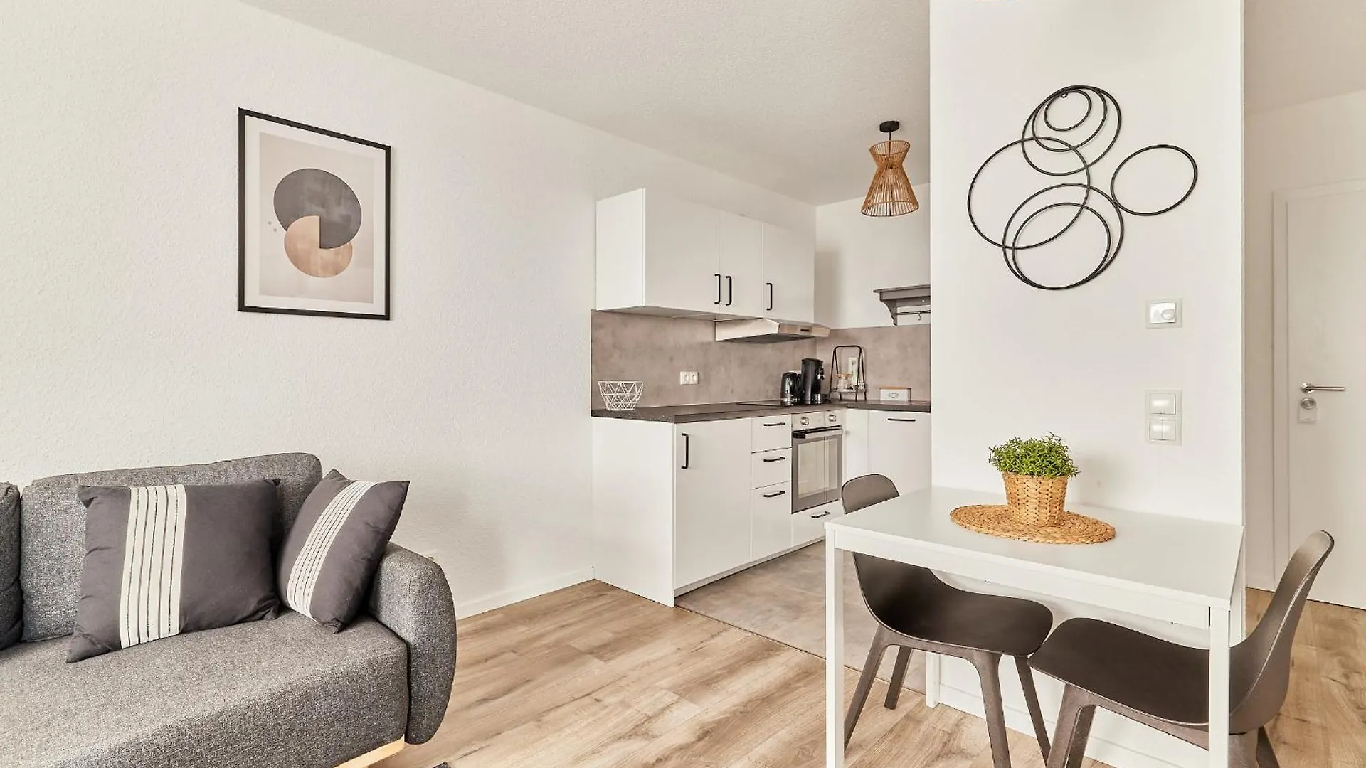 Elegantes 1 Zimmer Apartment Neubau MHG Tyskland