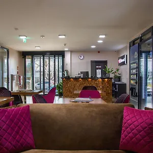  Hostal Work & Sleep Boardinghouse